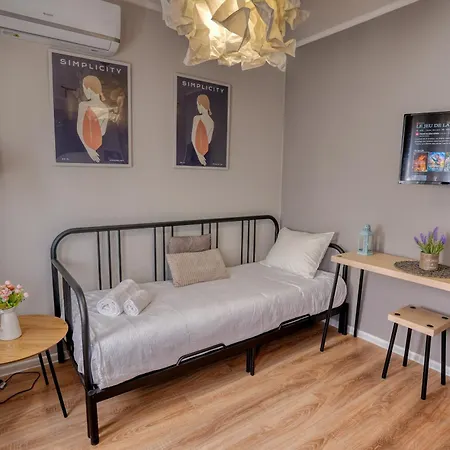 Lily's 4 By Bulgarentals -