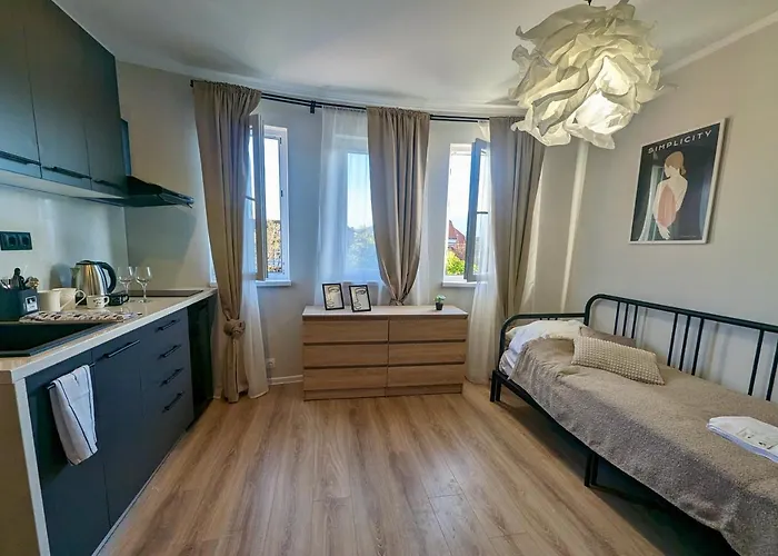 Lily's 4 By Bulgarentals -